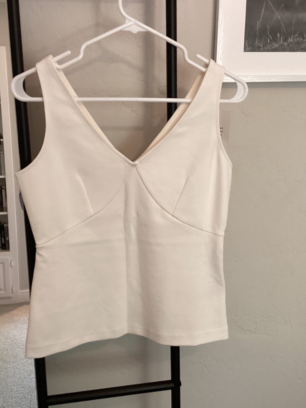 Everlane Tank Top in Cream - Size XS - Picture 2 of 4